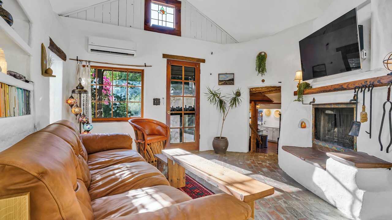 Photo of Bedroom in Canoga Park