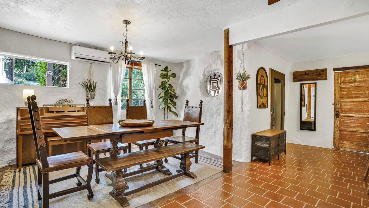 Photo of Bedroom in Canoga Park