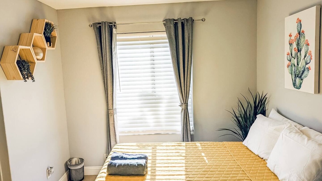 Photo of Bedroom in La Sierra Hills