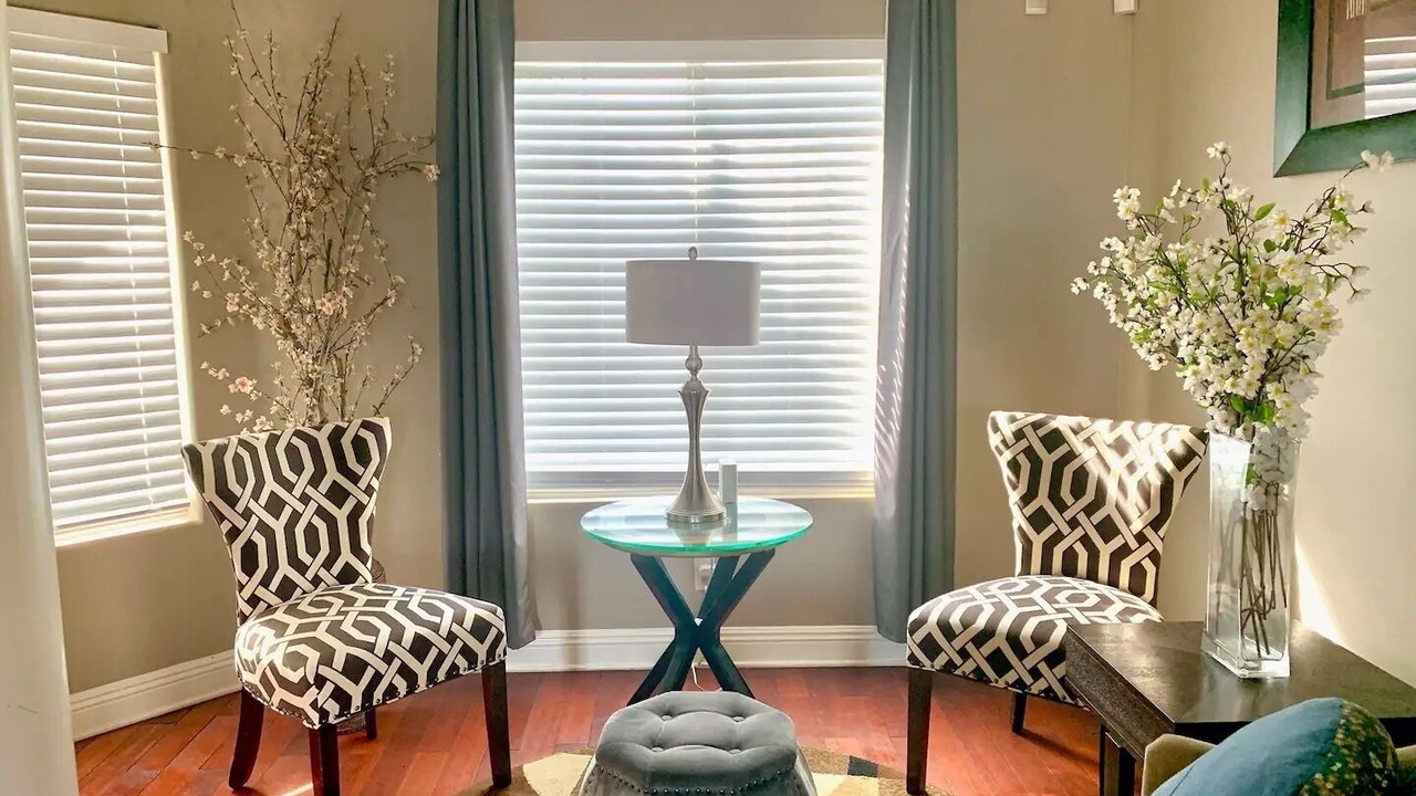 Photo of Livingroom in La Sierra Hills