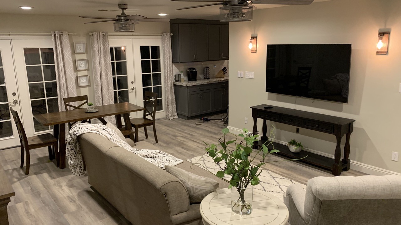 Photo of Livingroom in Tustin