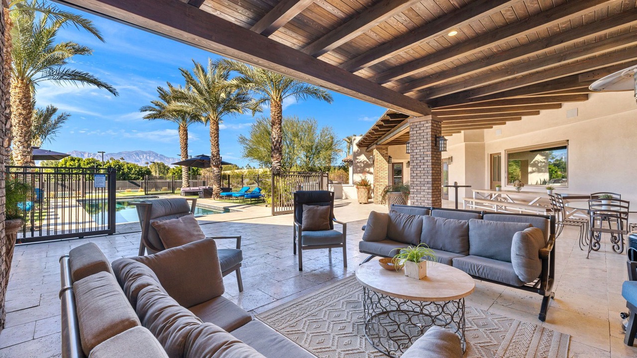 Photo of Patio Balcony in Palm Desert