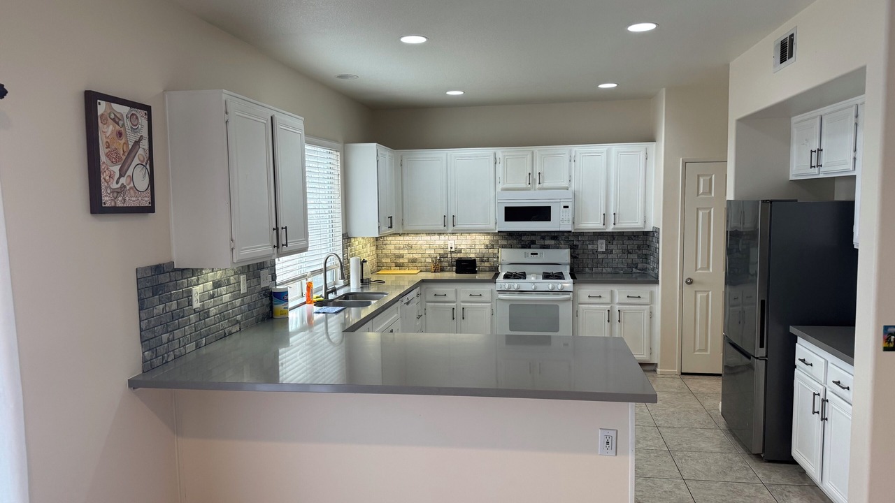 Photo of Kitchen in Palmdale
