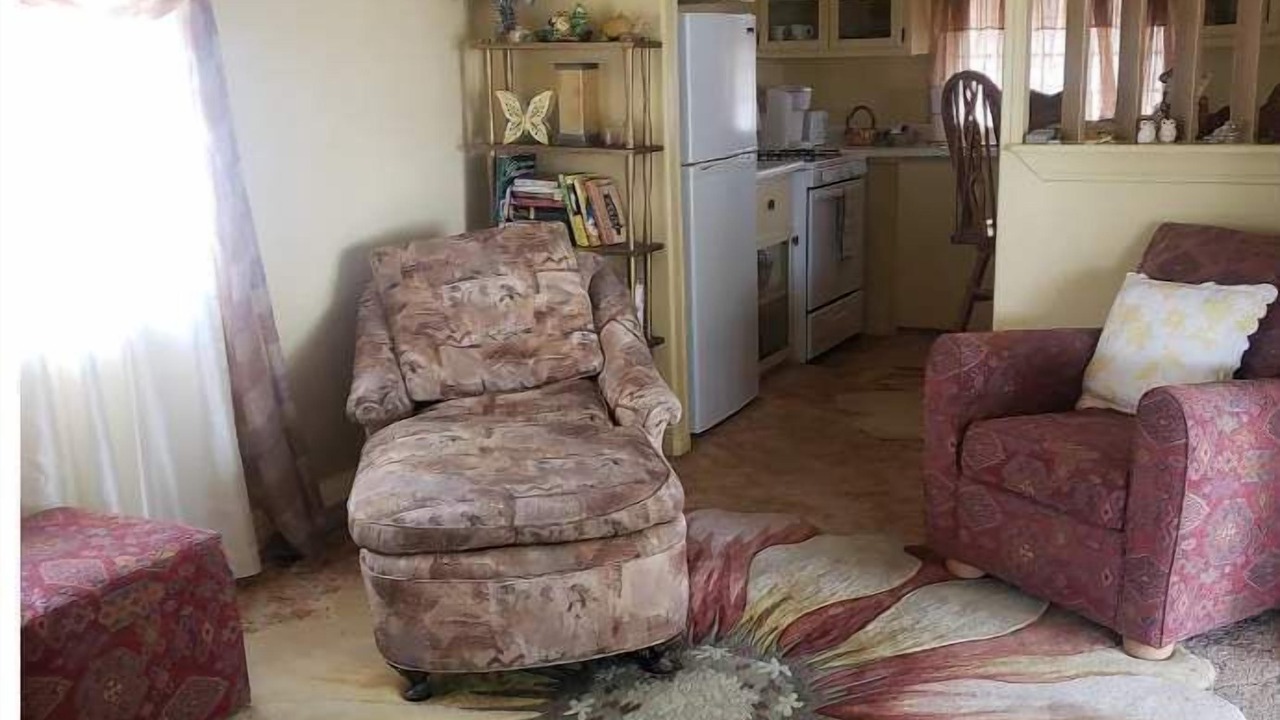 Photo of Livingroom in Newberry Springs