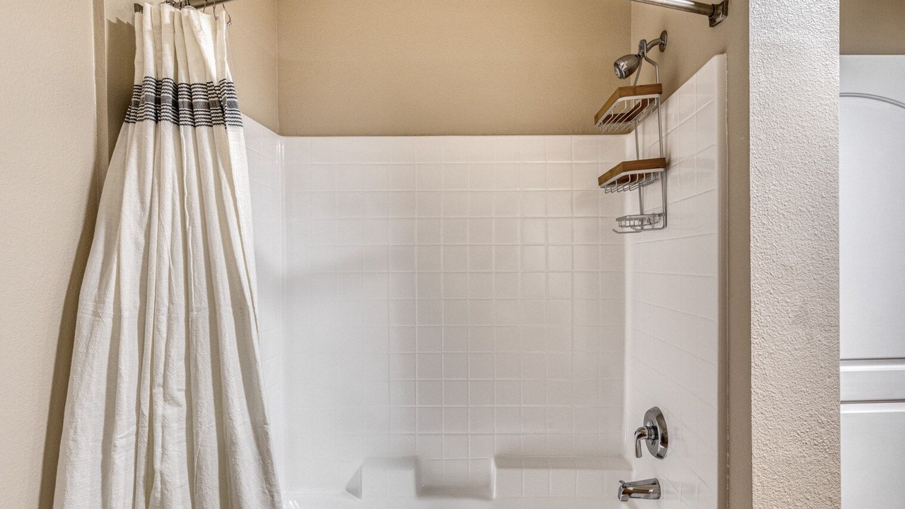 Photo of Bathroom in NoHo Arts District