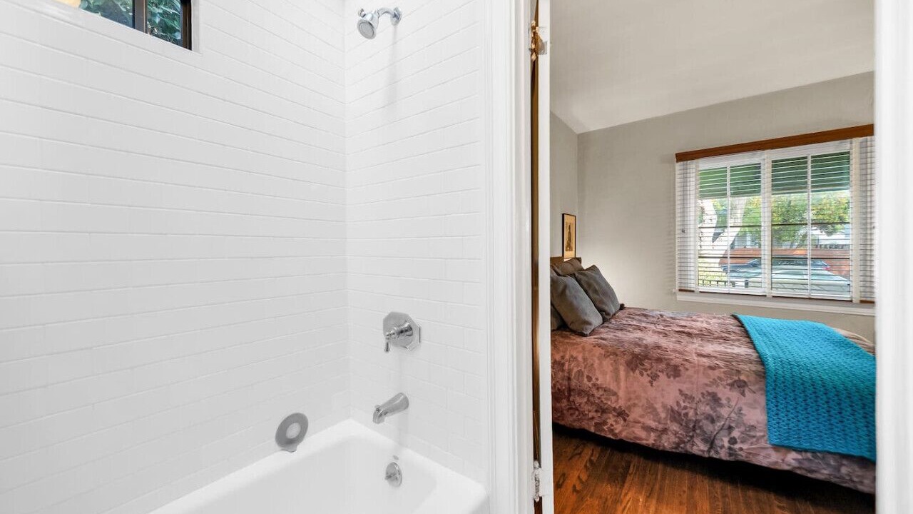 Photo of Bathroom in Atwater Village