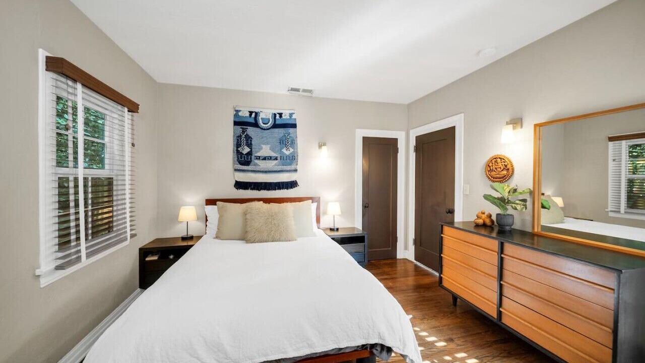 Photo of Bedroom in Atwater Village