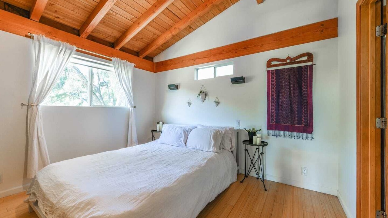 Photo of Bedroom in Topanga