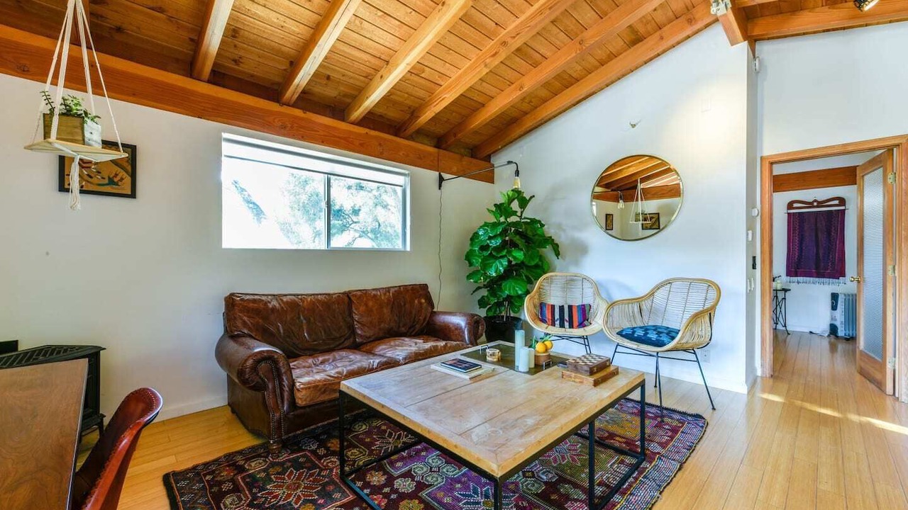 Photo of Livingroom in Topanga