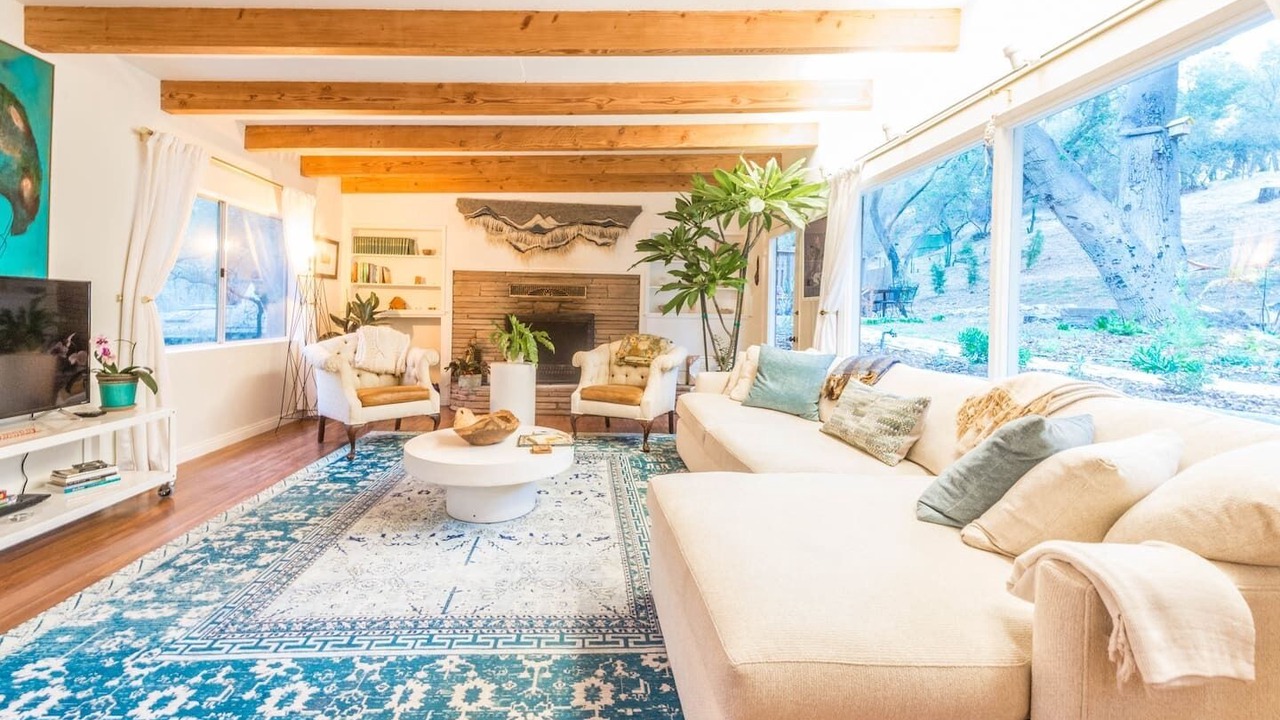 Photo of Livingroom in Topanga