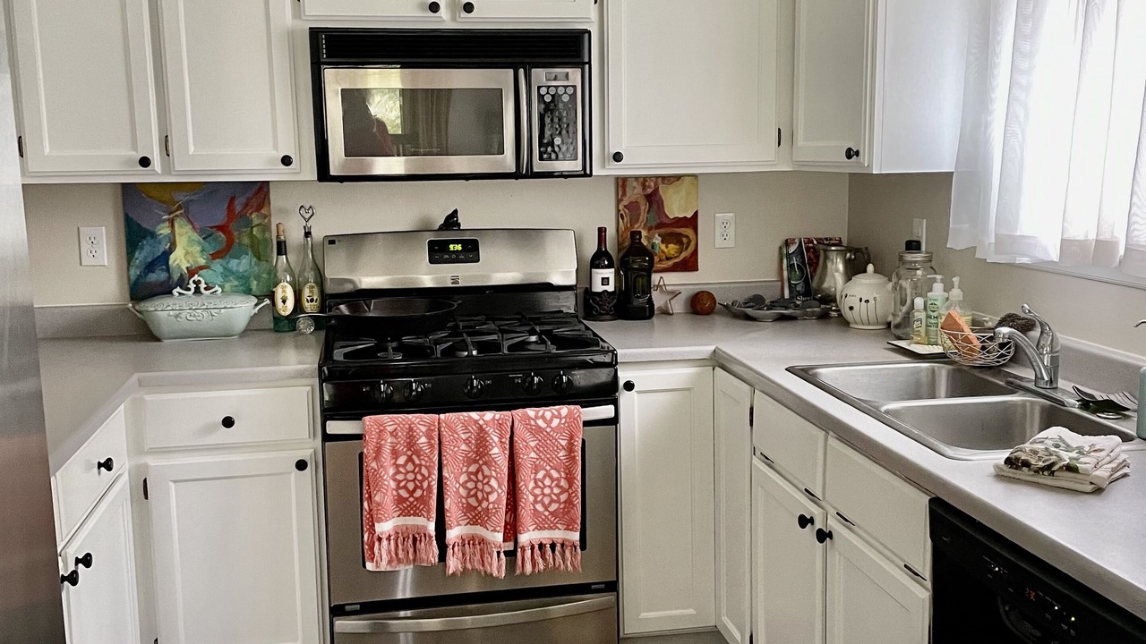 Photo of Kitchen in Shelter Cove