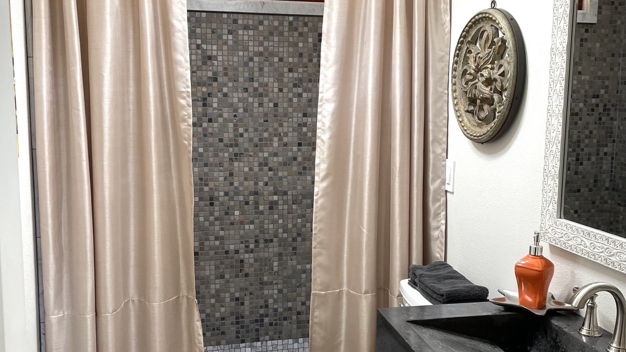 Photo of Bathroom in Shelter Cove