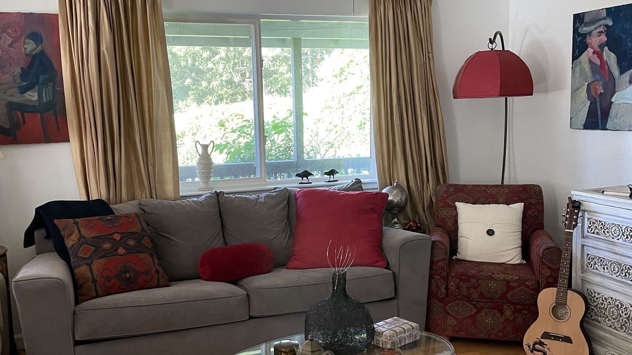 Photo of Livingroom in Shelter Cove
