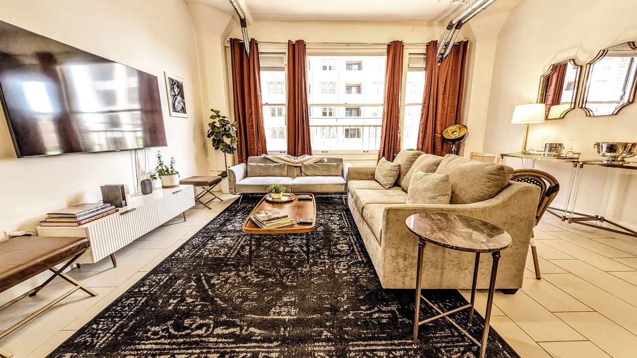 Photo of Livingroom in Historic Core