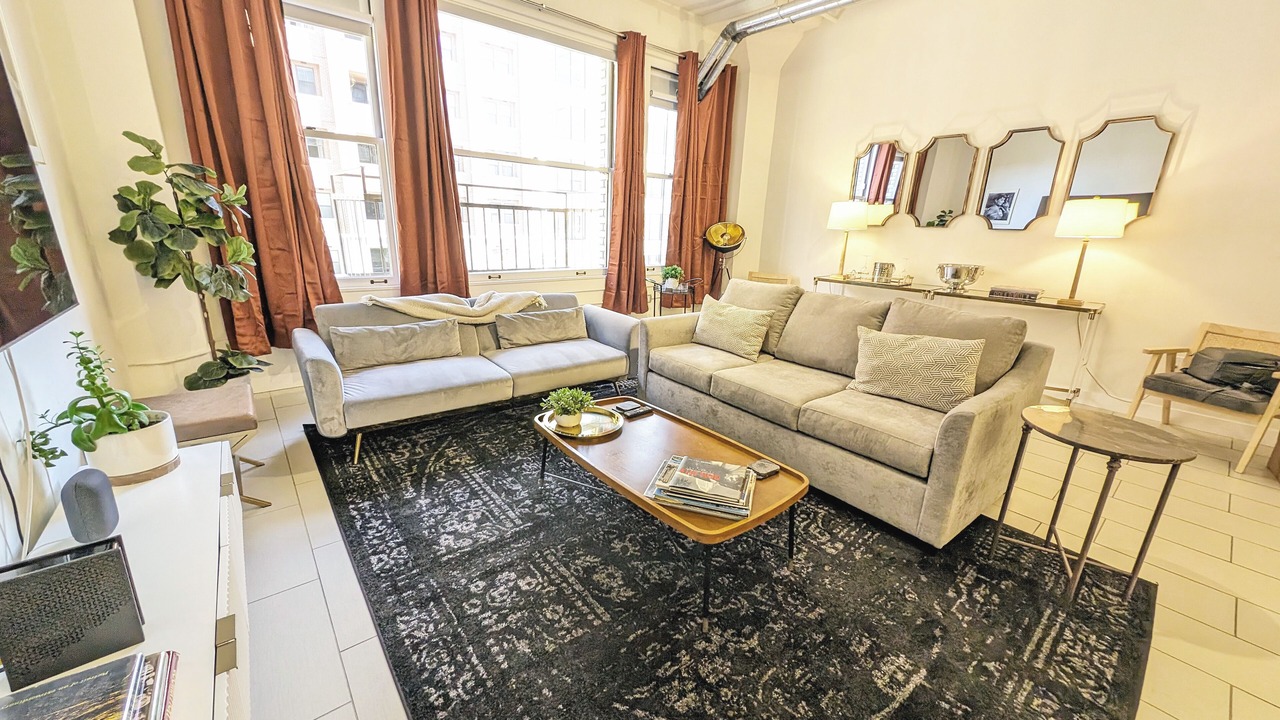 Photo of Livingroom in Historic Core
