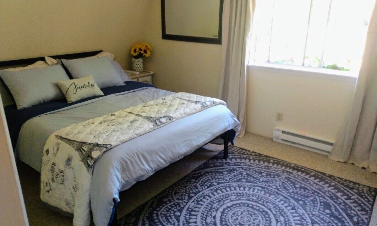 Photo of Bedroom in Crescent City