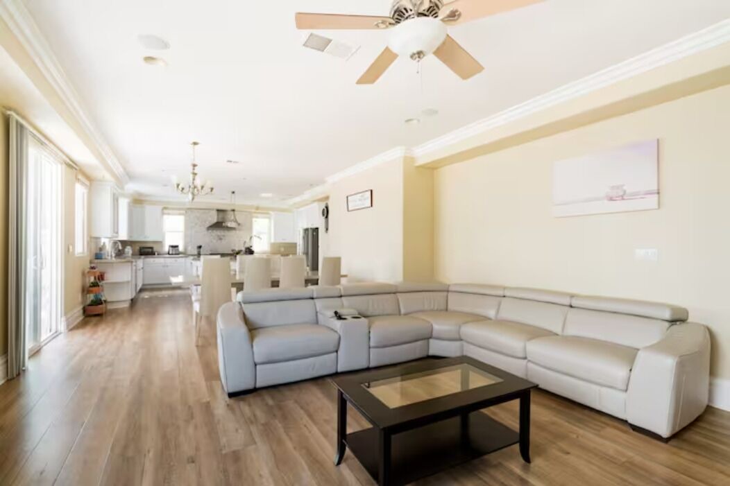 Photo of Livingroom in Santa Ana