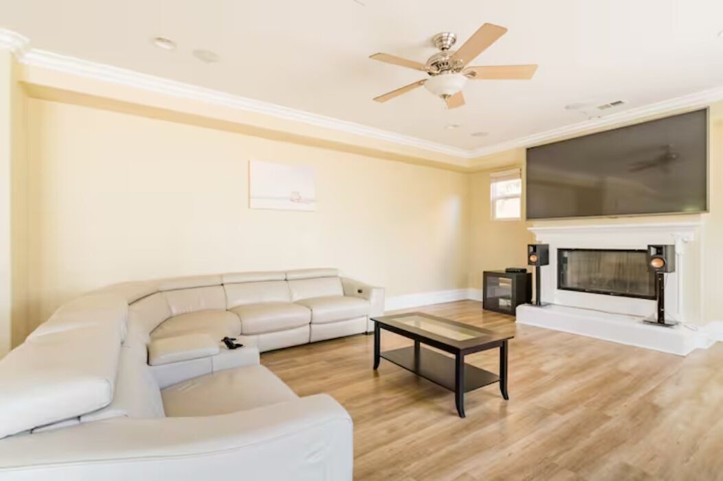 Photo of Livingroom in Santa Ana