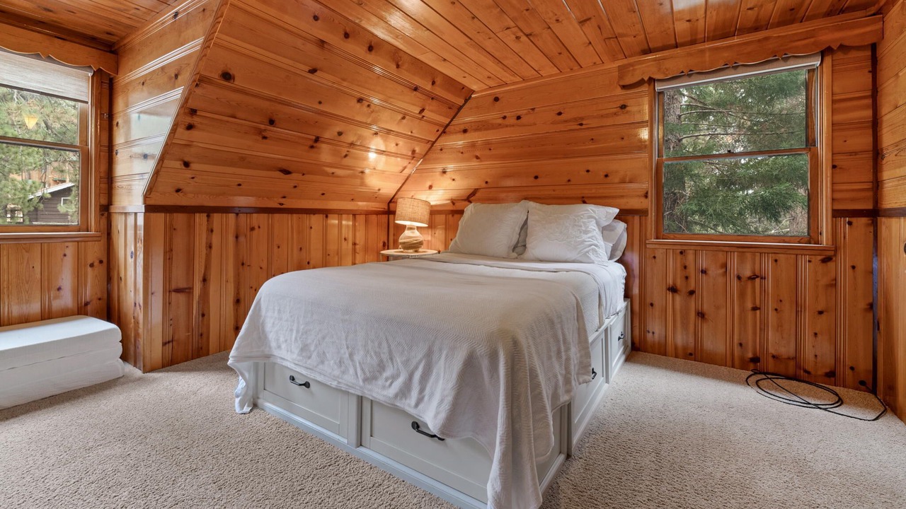 Photo of Bedroom in Boulder Bay
