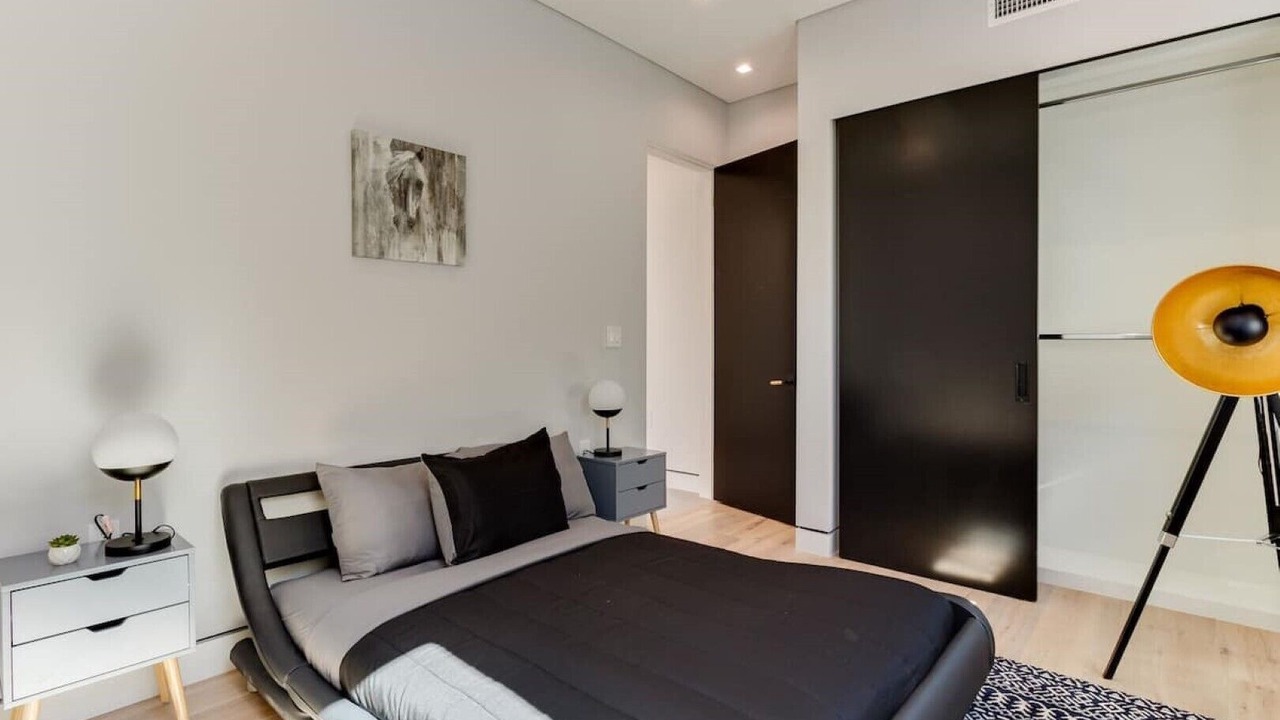 Photo of Bedroom in Encino