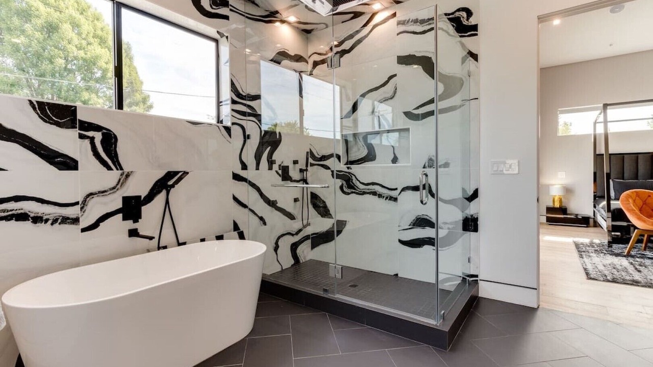 Photo of Bathroom in Encino