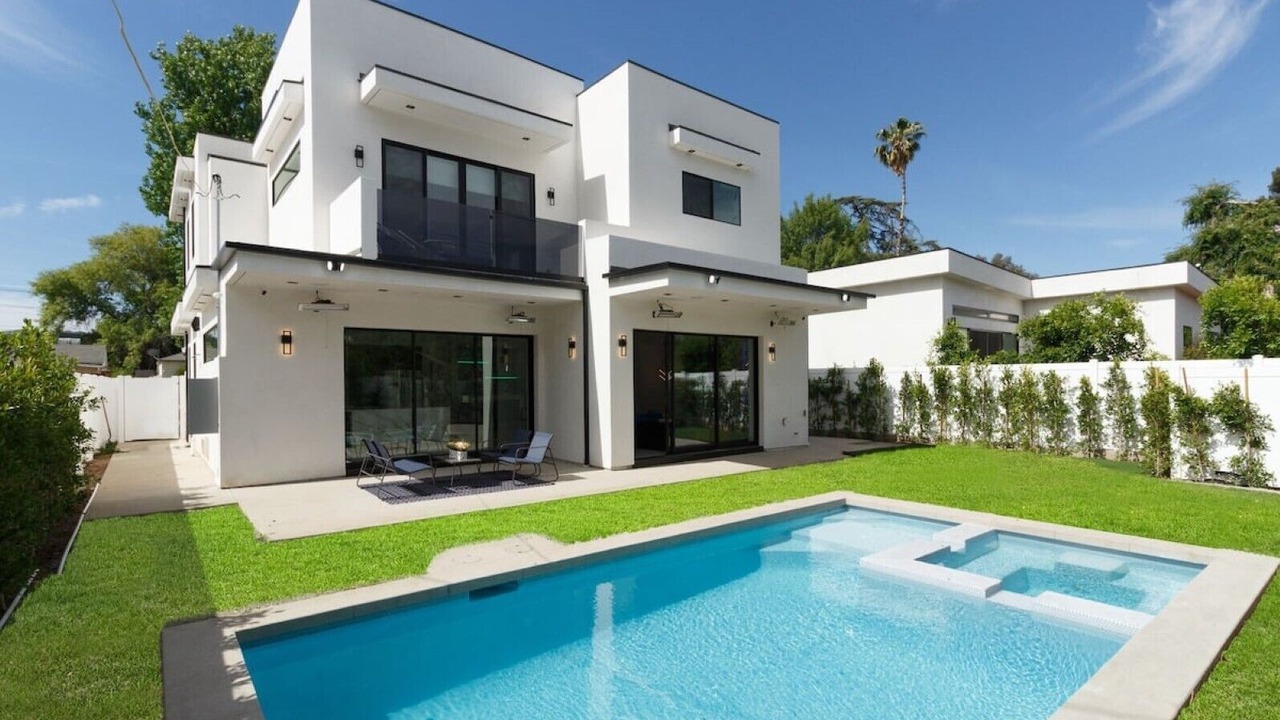 Photo of Outdoor in Encino