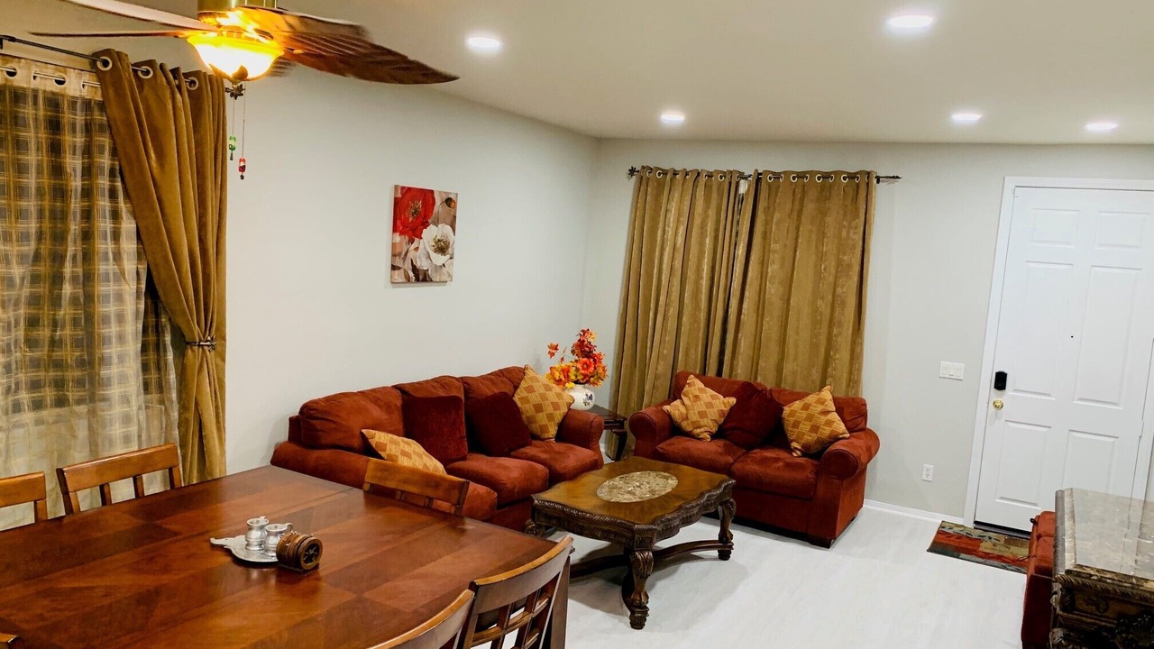 Photo of Livingroom in Eastvale