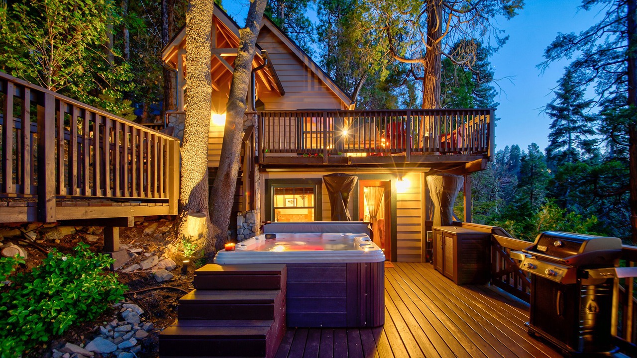 Photo of Patio Balcony in Lake Arrowhead
