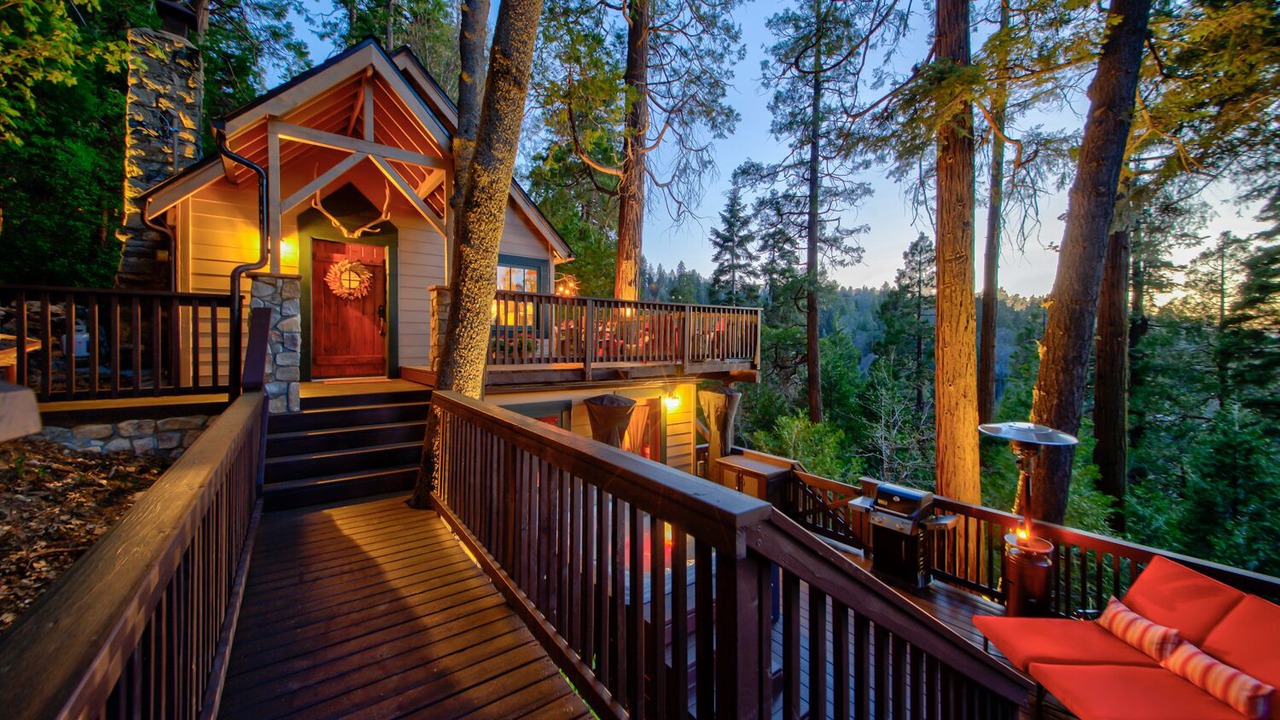 Photo of Patio Balcony in Lake Arrowhead