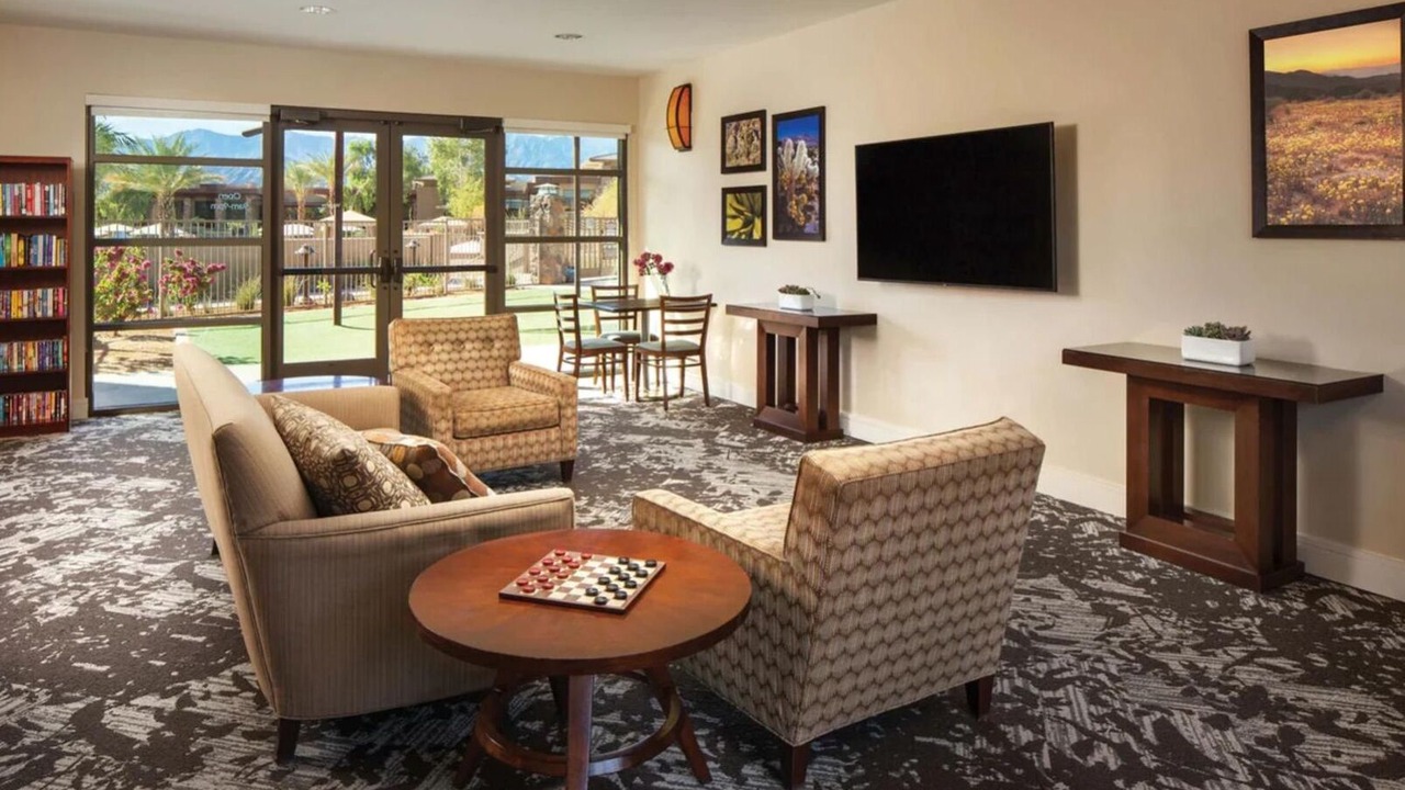 Photo of Livingroom in Palm Desert