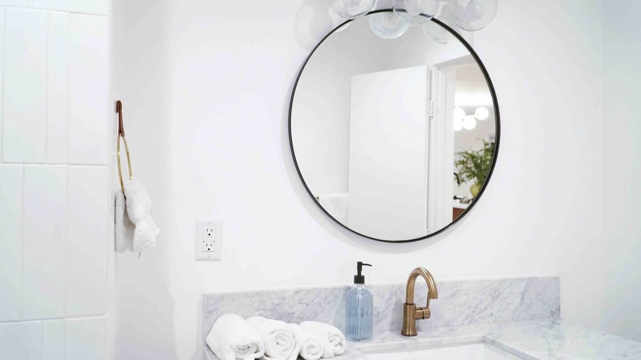 Photo of Bathroom in Los Angeles