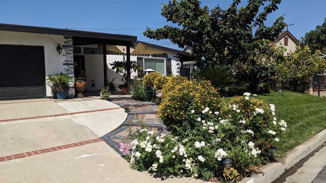 Photo of Outdoor in Valinda