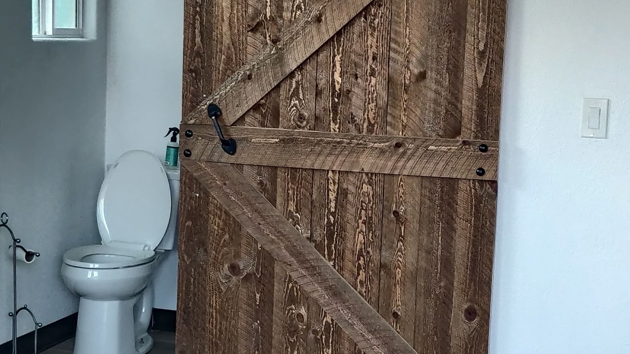 Photo of Bathroom in Valinda