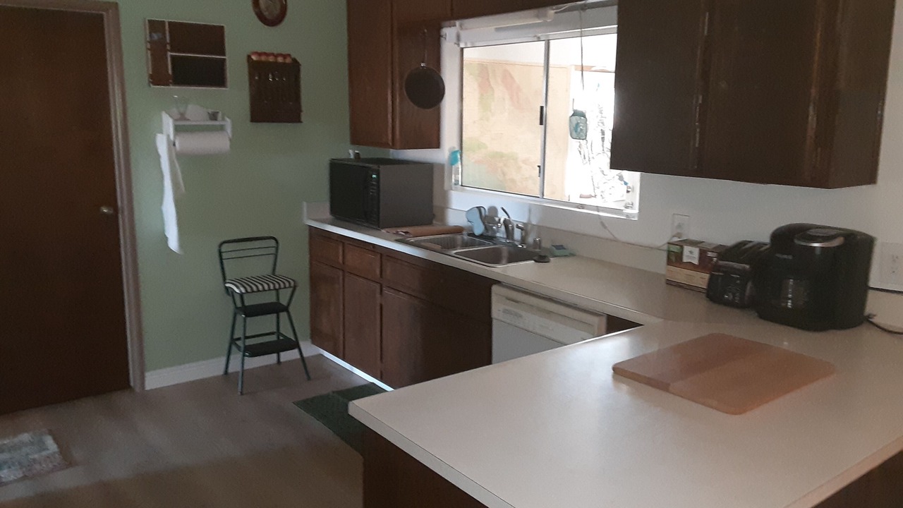Photo of Bedroom in Newberry Springs