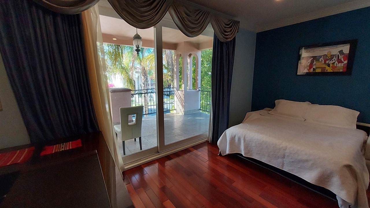 Photo of Bedroom in Encino