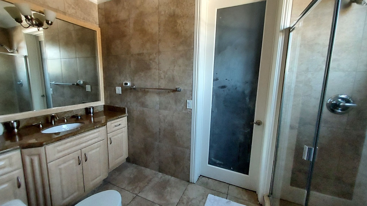 Photo of Bathroom in Encino