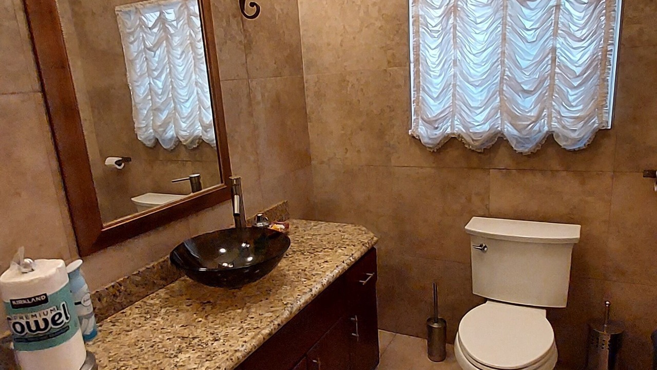 Photo of Bathroom in Encino