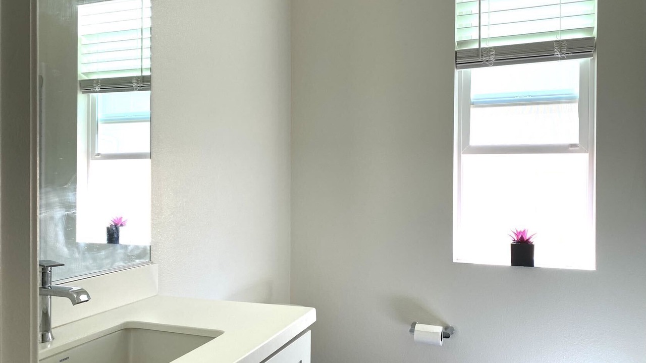 Photo of Bathroom in Sylmar