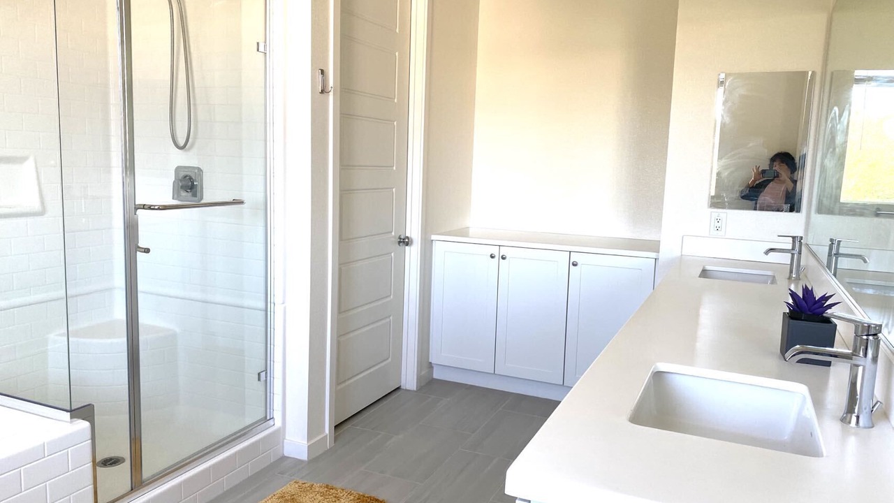 Photo of Bathroom in Sylmar