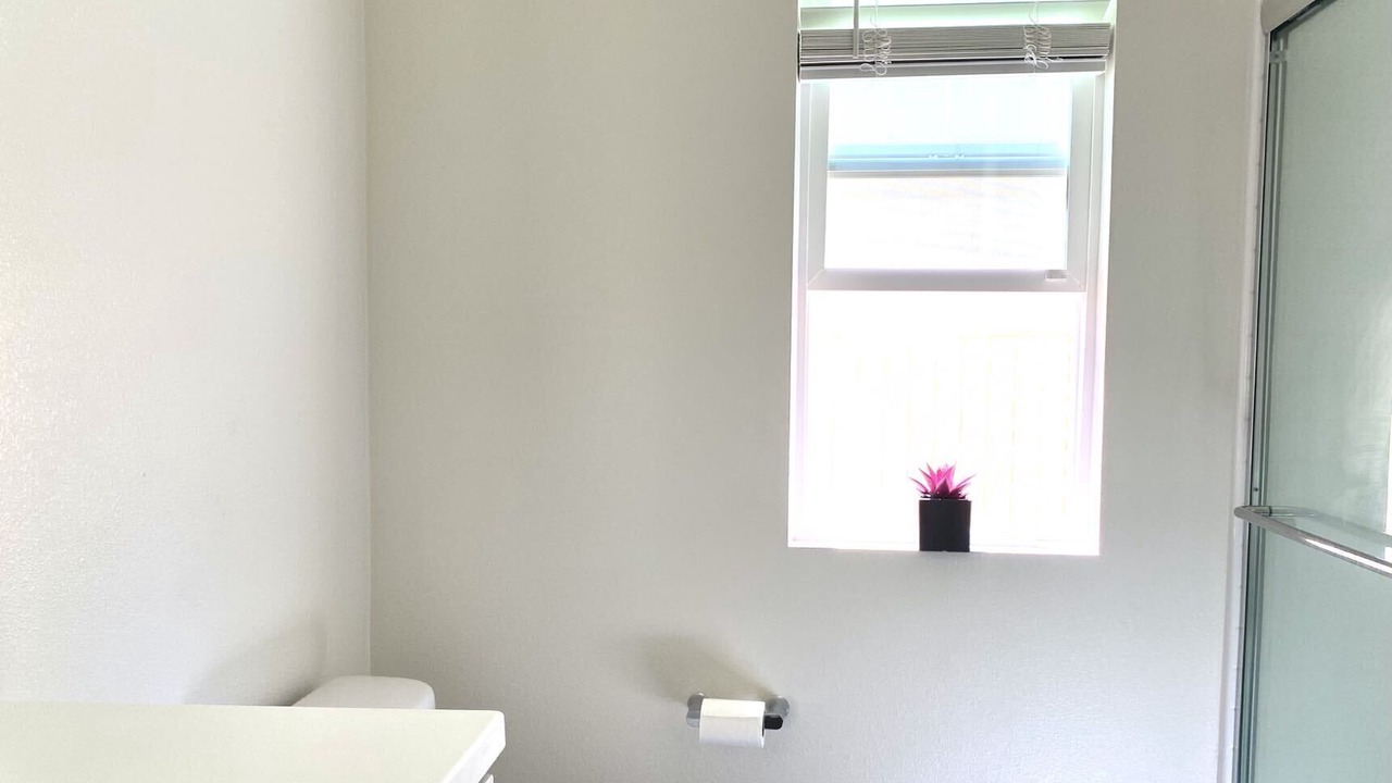Photo of Bathroom in Sylmar