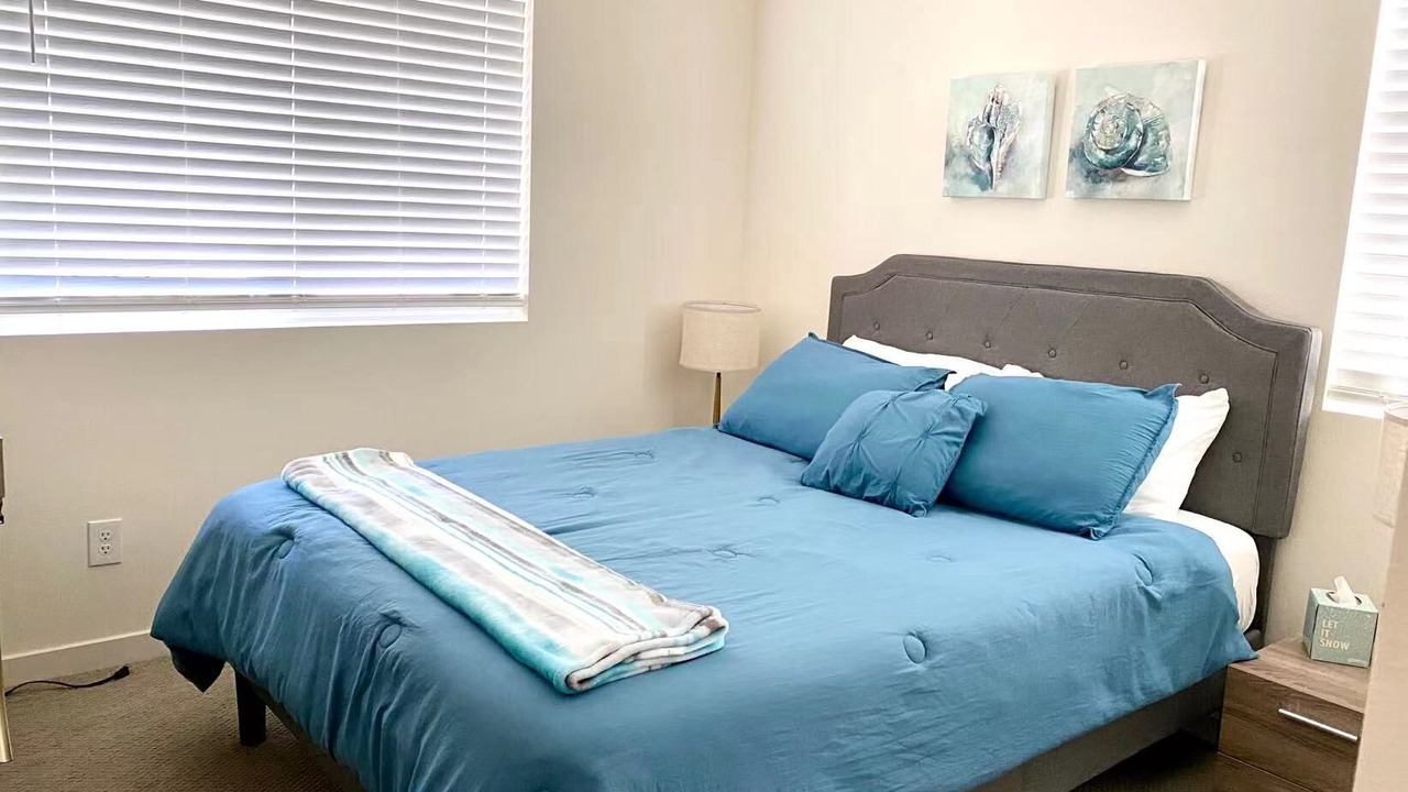 Photo of Bedroom in Sylmar