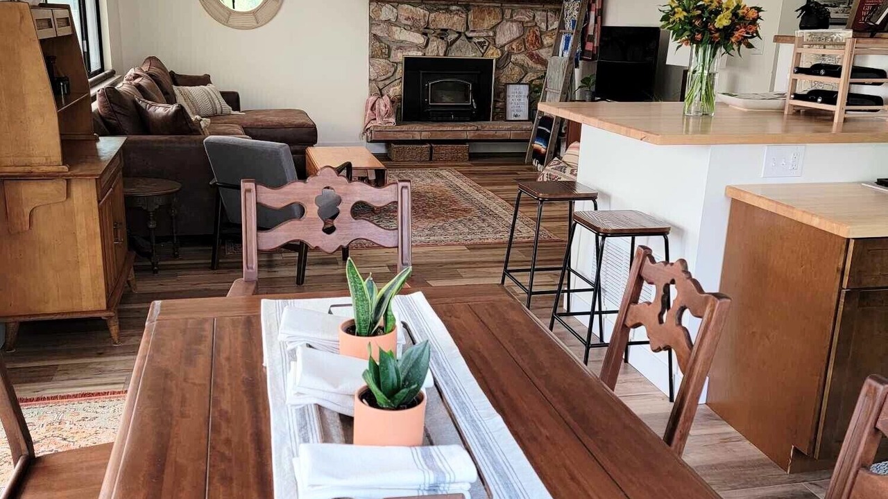 Photo of Livingroom in Templeton