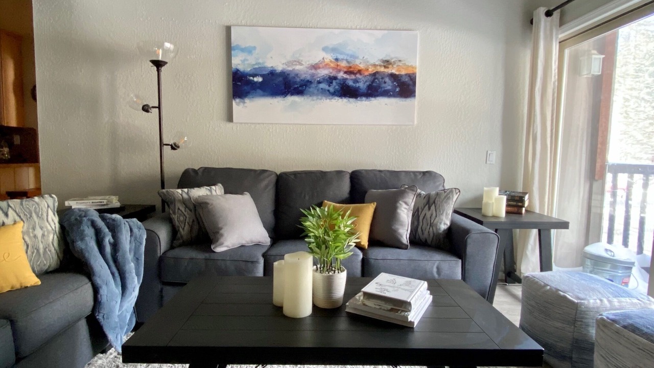 Photo of Livingroom in Mammoth Lakes