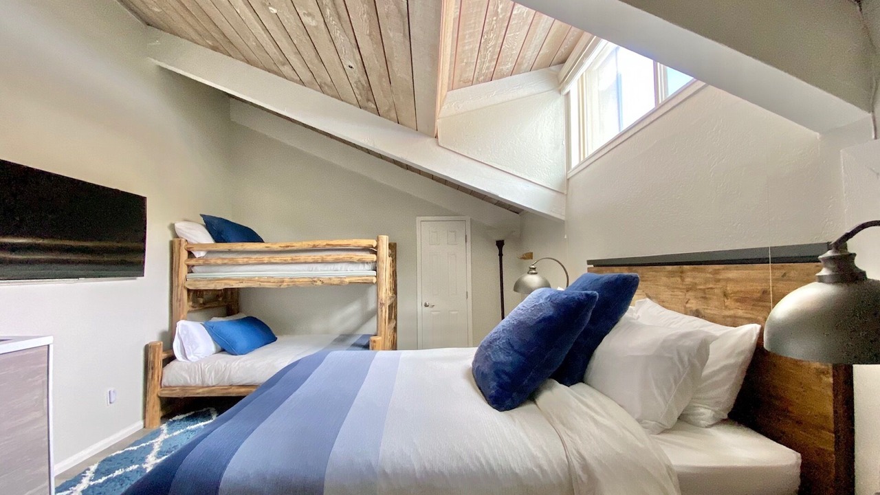 Photo of Bedroom in Mammoth Lakes