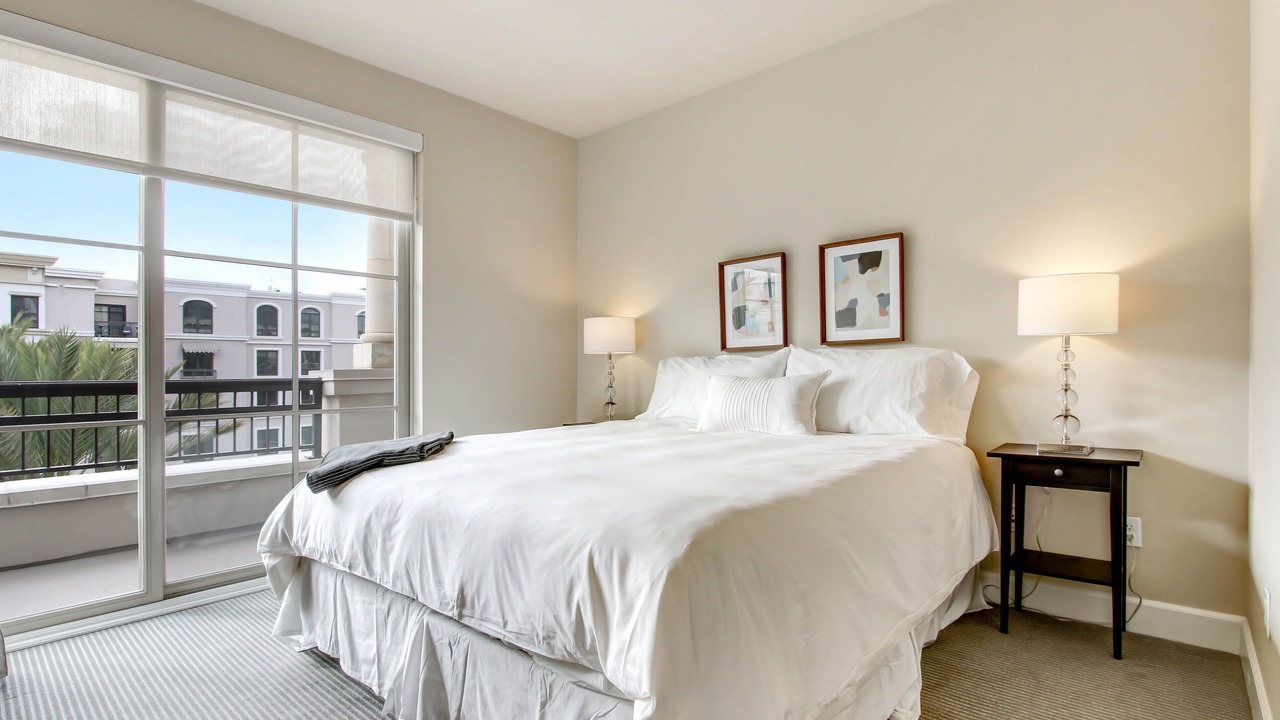 Photo of Bedroom in Downtown