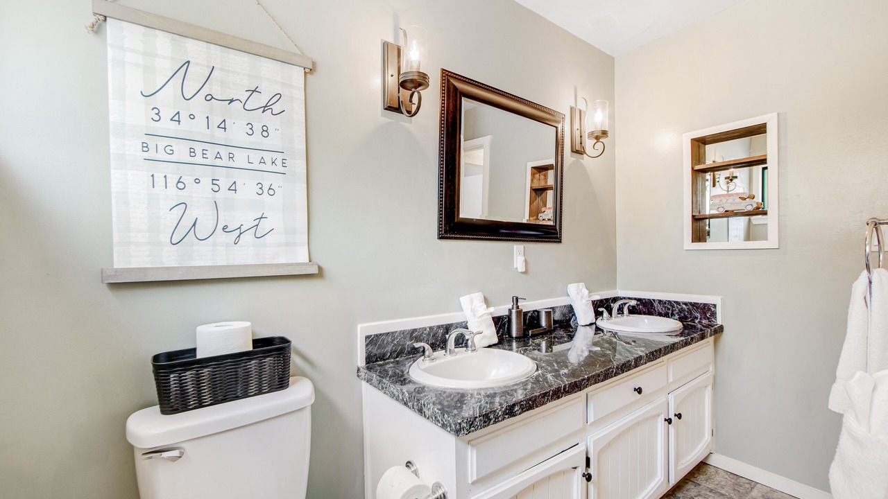 Photo of Bathroom in Woodlands
