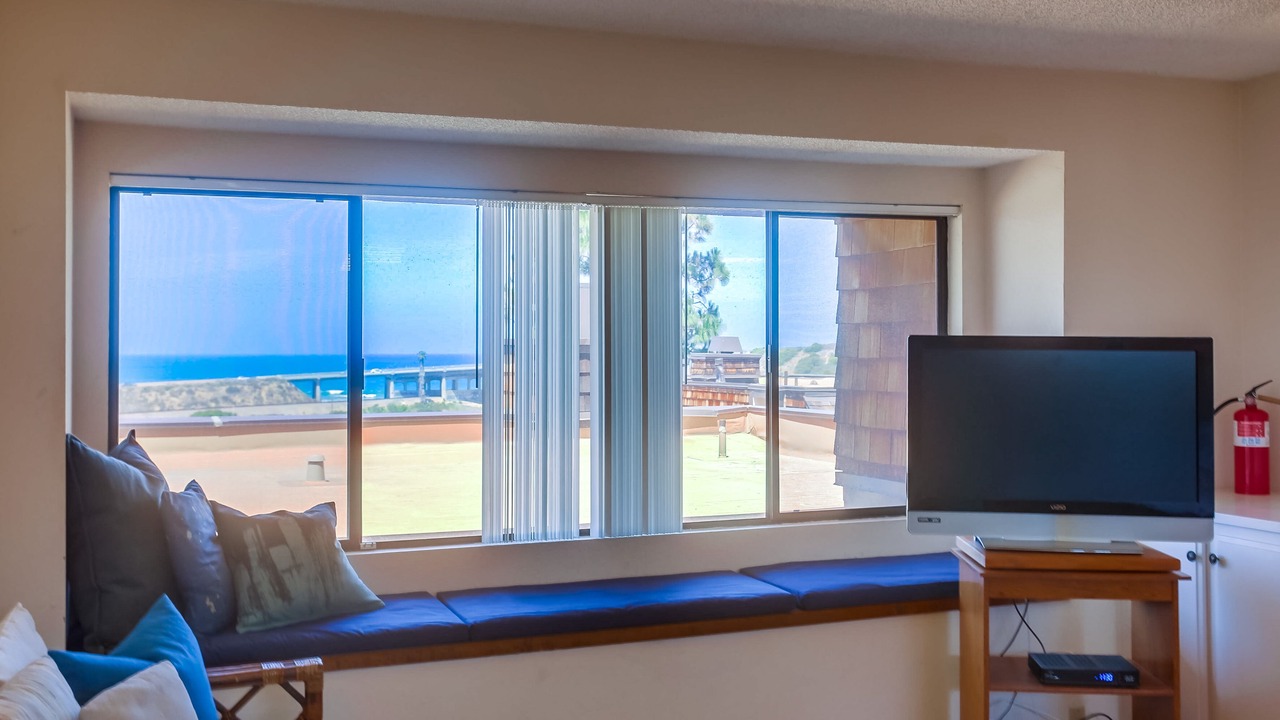 Photo of Livingroom in Del Mar Heights
