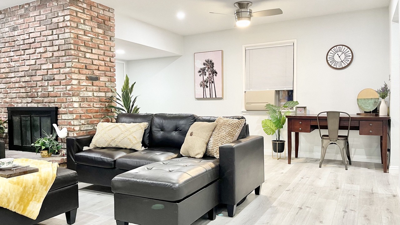 Photo of Livingroom in Lancaster