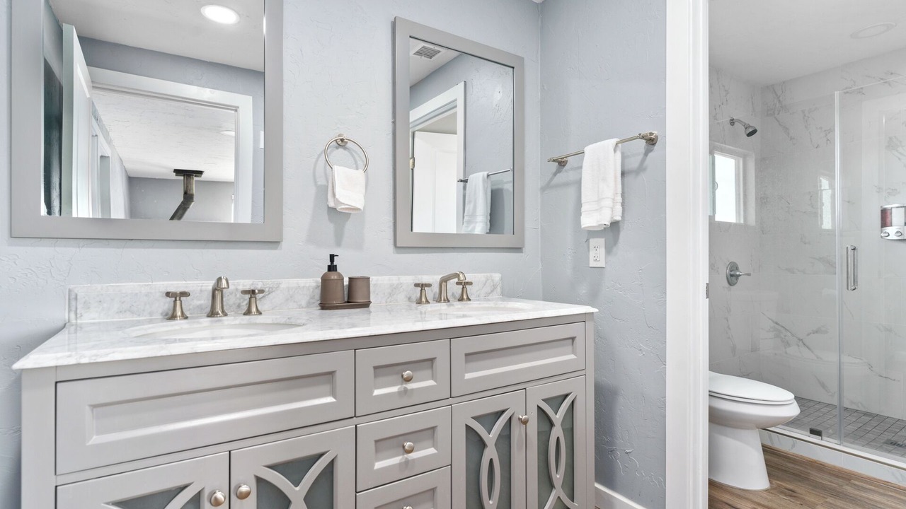 Photo of Bathroom in Landers