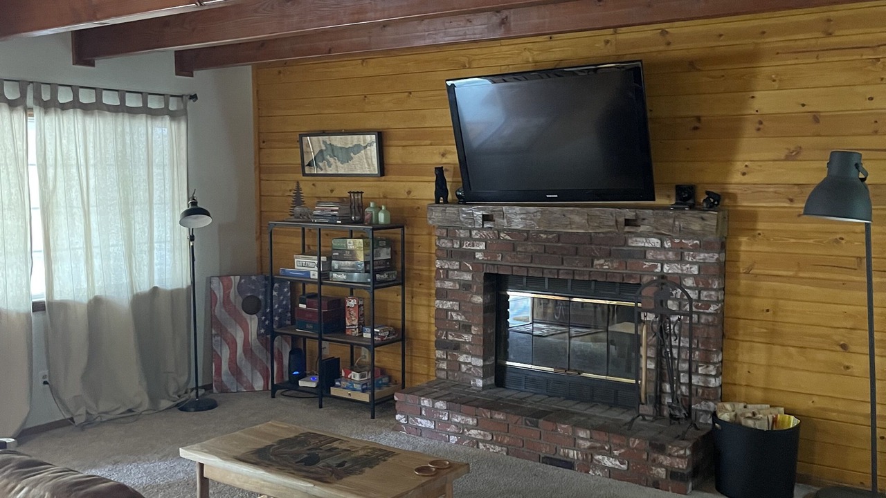 Photo of Livingroom in Big Bear City